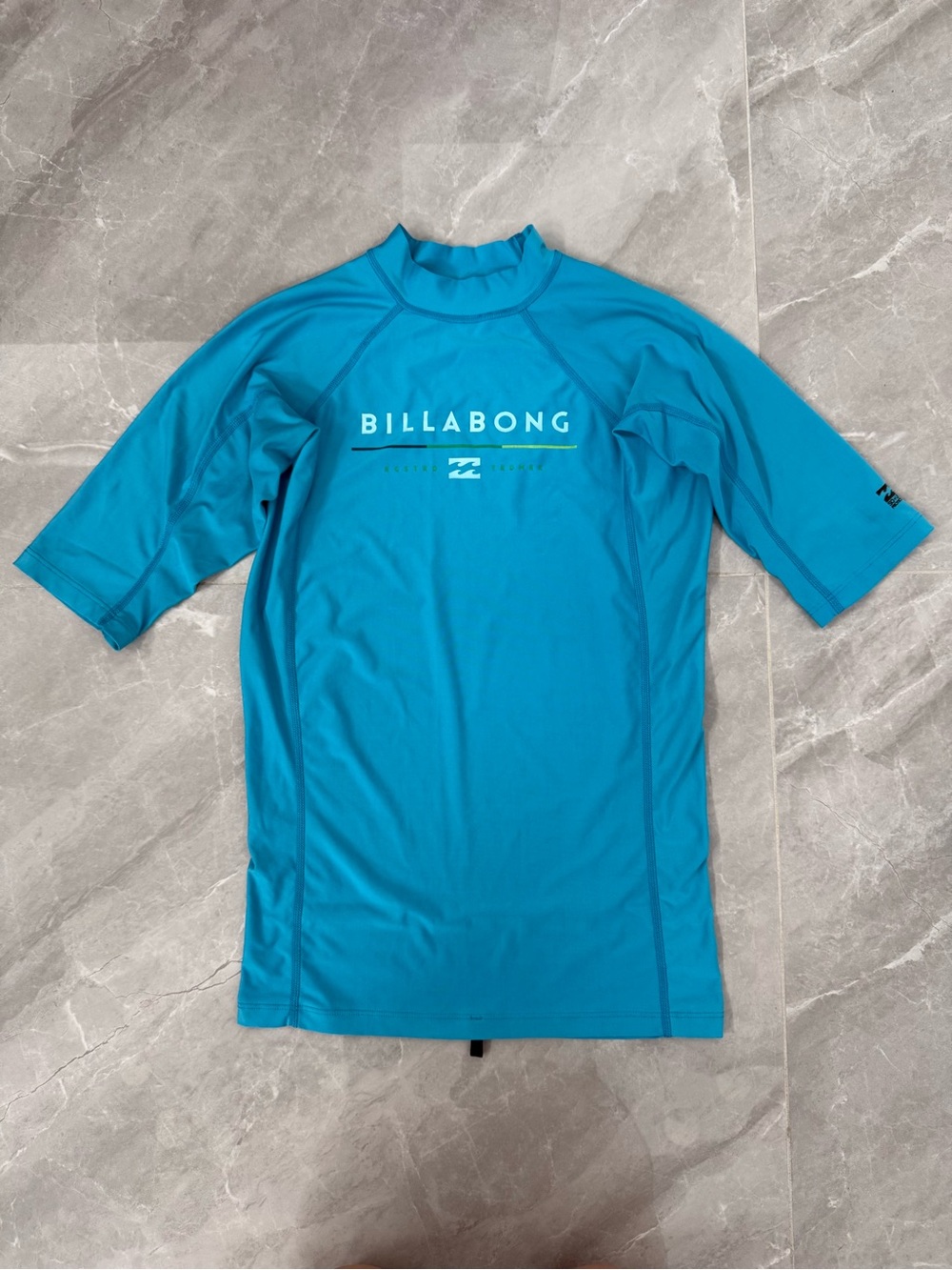 Men’s Billabong Rash Guard Short Sleeve Shirt UPF Protection Sun Swim Surf Large